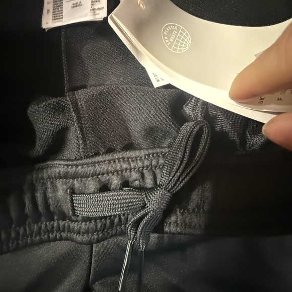 NWT Adidas Women’s Black White Aero ready Track Workout Pants – Size Small - Picture 6 of 9